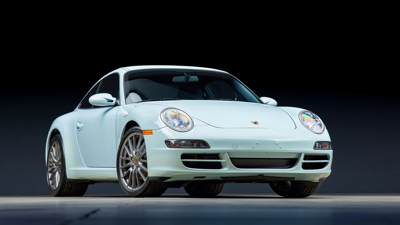 2005 Porsche 997 Carrera - Image 16 of 31