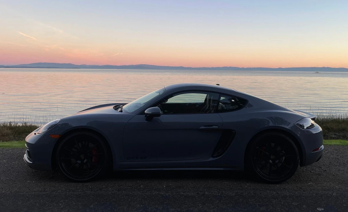 2023 Porsche 718 Cayman GTS 4.0 - Image 17 of 24