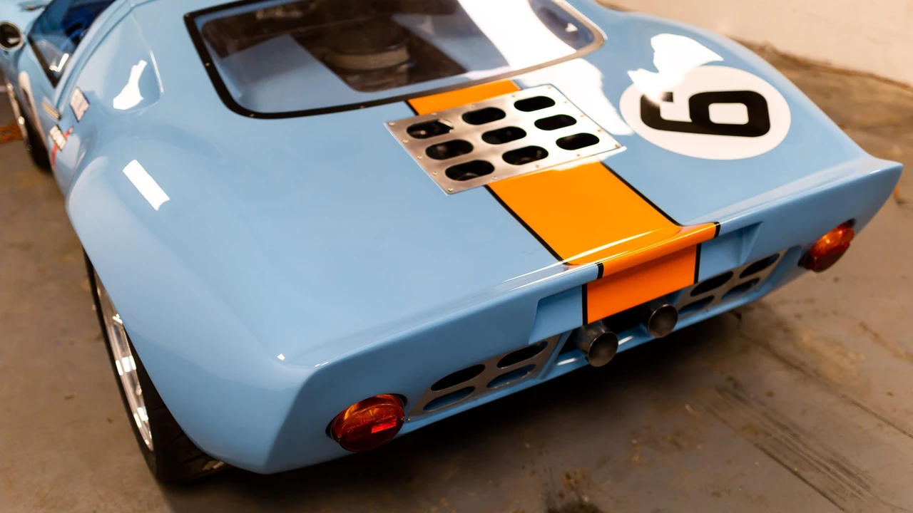 Ford Replica - Image 30 of 31