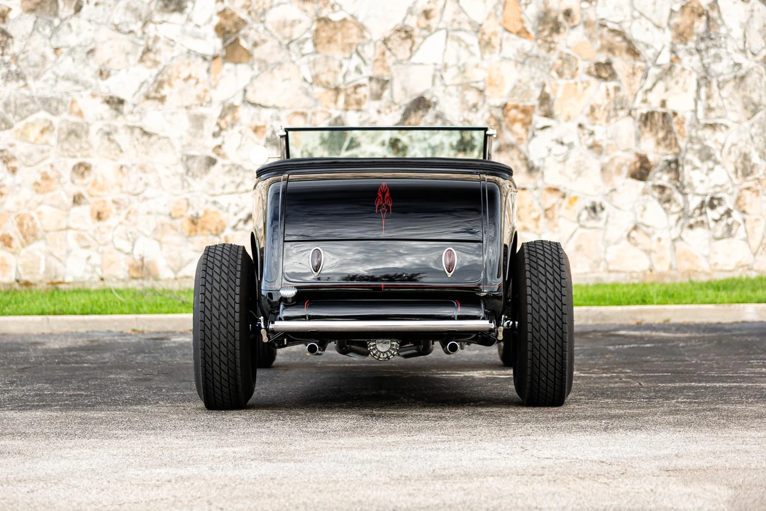Ford Hot Rod - Image 10 of 31