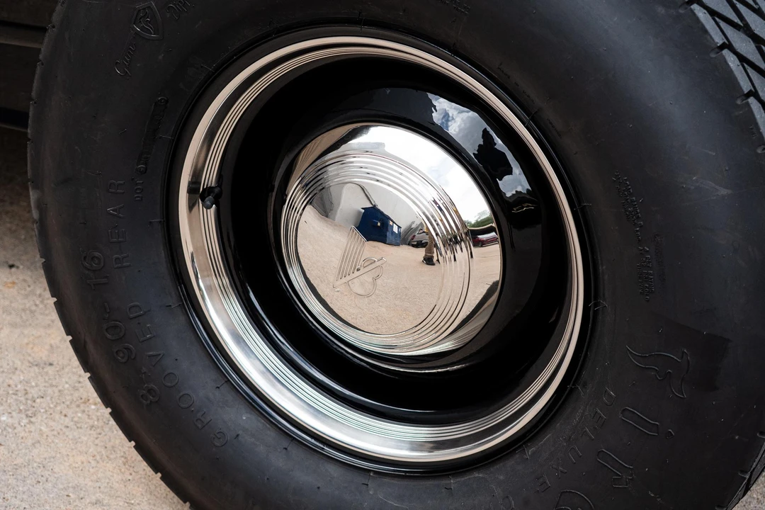 Ford Hot Rod - Image 31 of 31