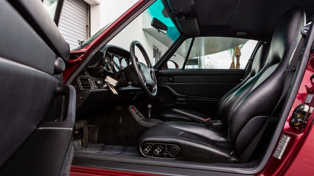 1997 Porsche 993 Carrera - Image 18 of 26