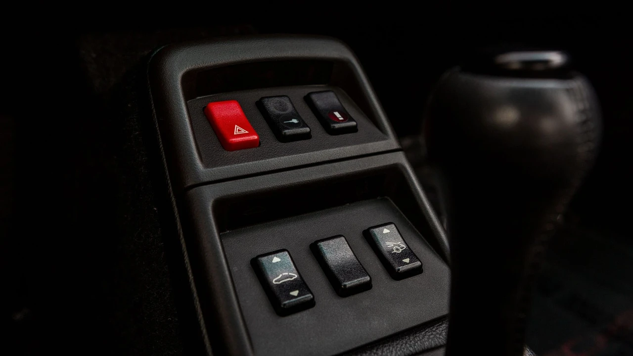 1997 Porsche 993 Carrera - Image 8 of 26