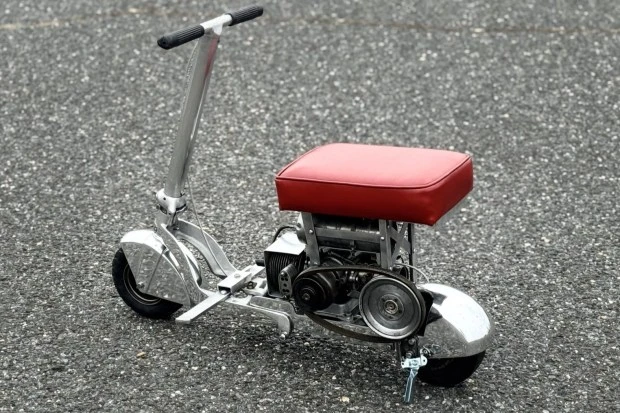 Honda Super Cub - Image 2 of 10