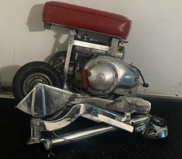 Honda Super Cub - Image 7 of 10