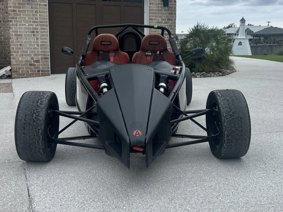 Ariel - Image 4 of 31