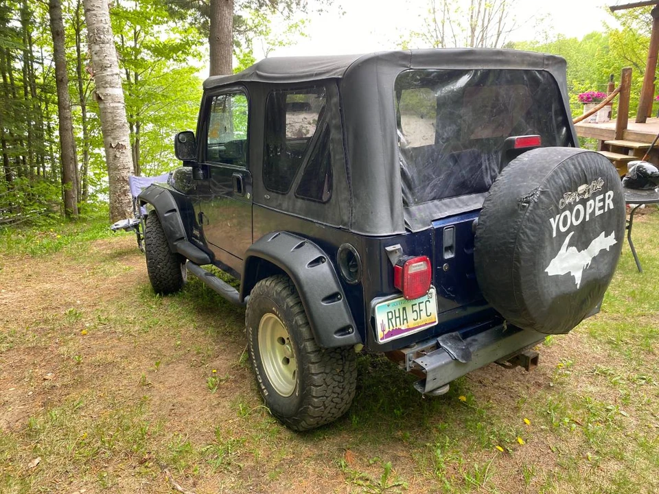 2003 Jeep TJ Wrangler - Image 3 of 10