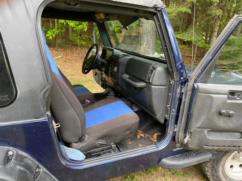 2003 Jeep TJ Wrangler - Image 5 of 10