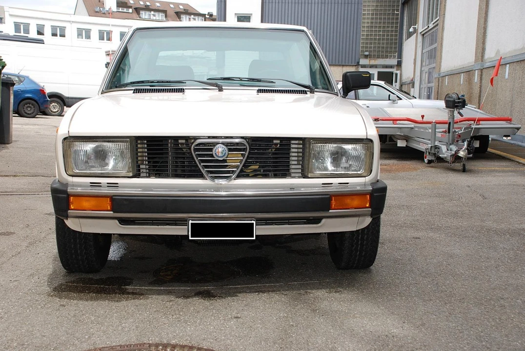 1980 Alfa Romeo Alfetta - Image 10 of 31
