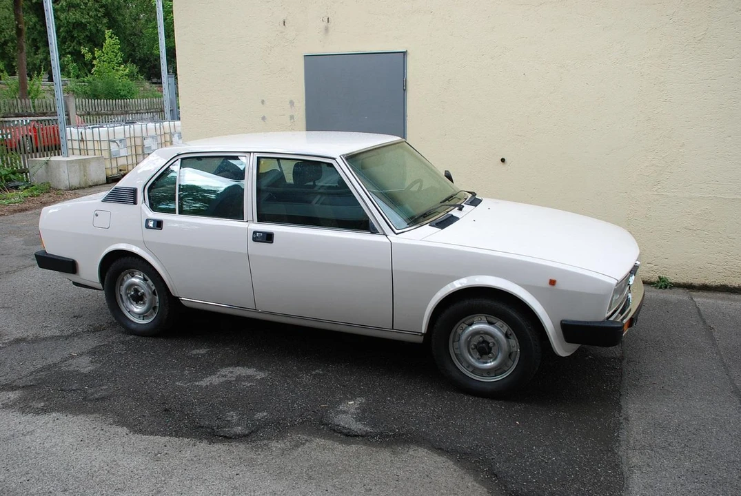 1980 Alfa Romeo Alfetta - Image 13 of 31