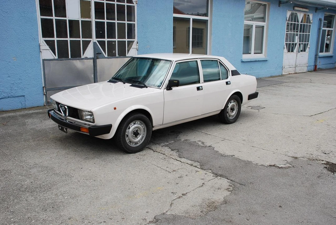 1980 Alfa Romeo Alfetta - Image 2 of 31