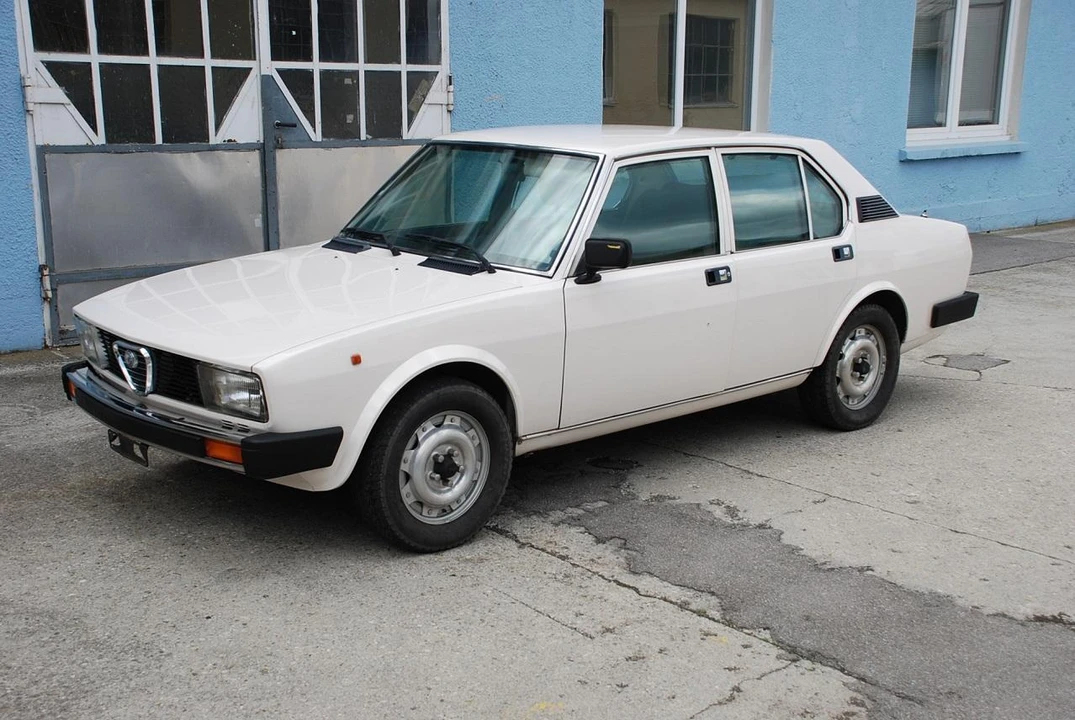 1980 Alfa Romeo Alfetta - Image 3 of 31