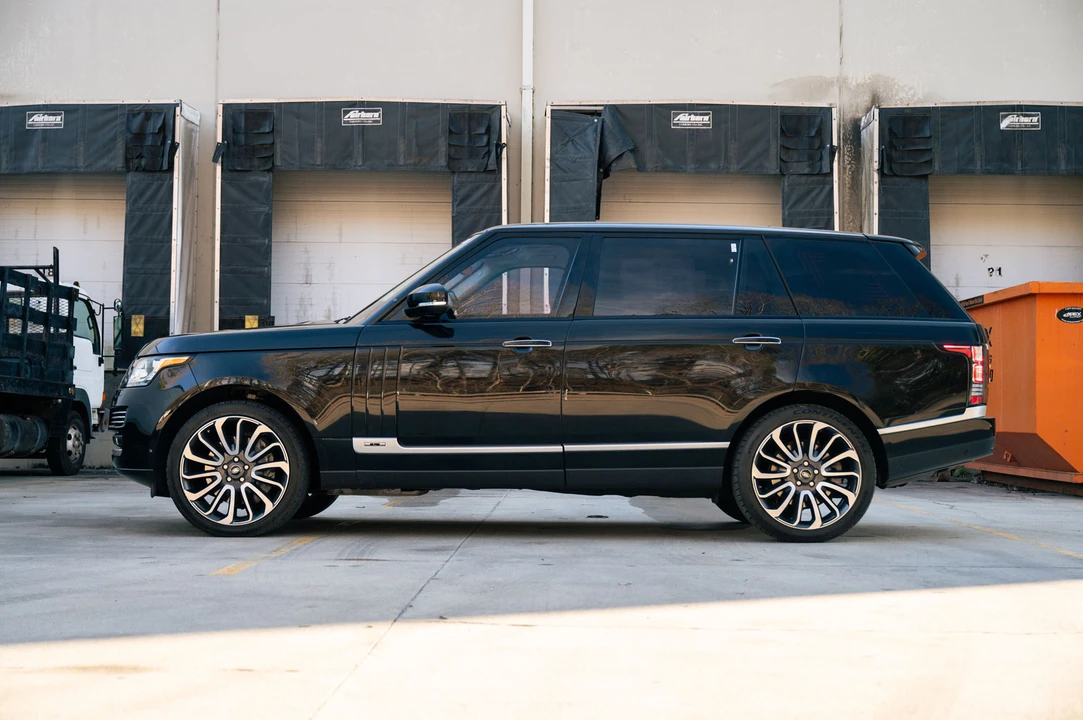 2017 Land Rover Range Rover L405 - Image 6 of 31