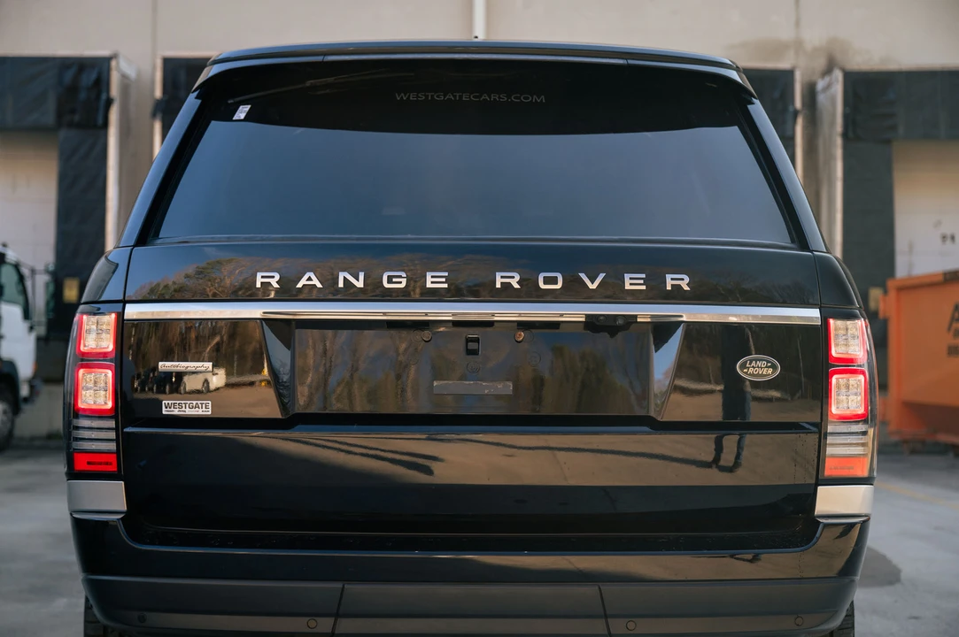 2017 Land Rover Range Rover L405 - Image 8 of 31