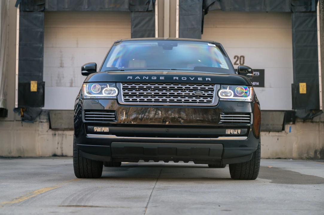2017 Land Rover Range Rover L405 - Image 12 of 31