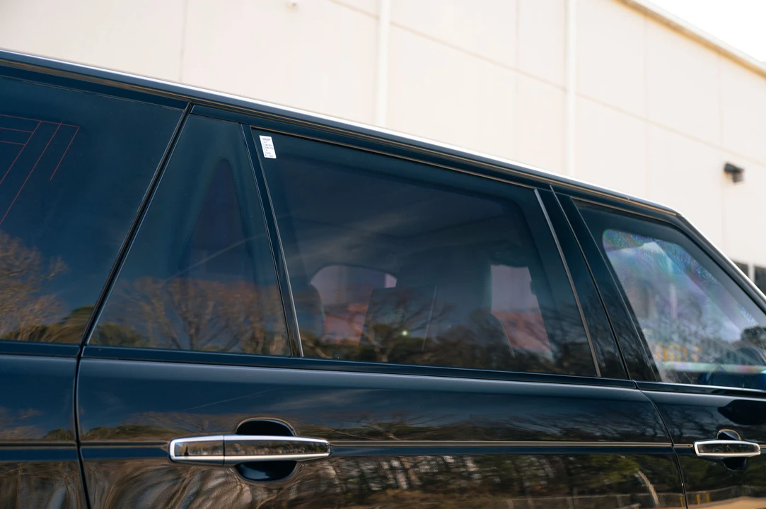 2017 Land Rover Range Rover L405 - Image 25 of 31