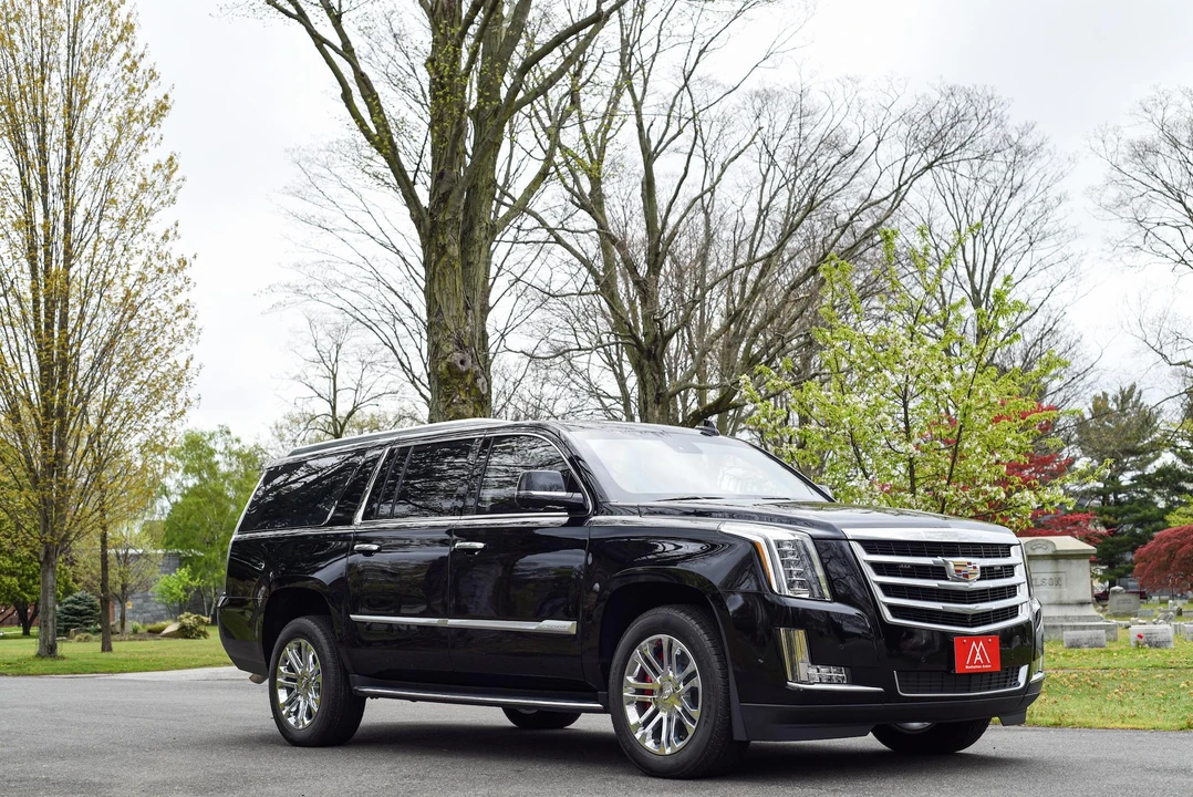 2019 Cadillac Escalade 4th Gen - Image 15 of 31