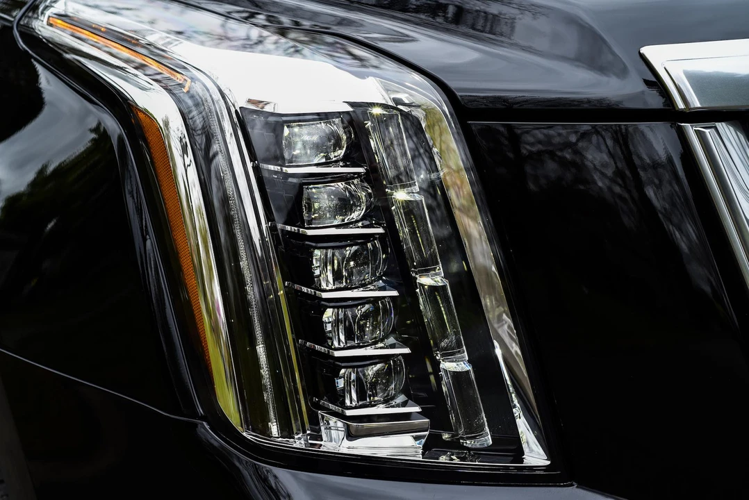 2019 Cadillac Escalade 4th Gen - Image 20 of 31