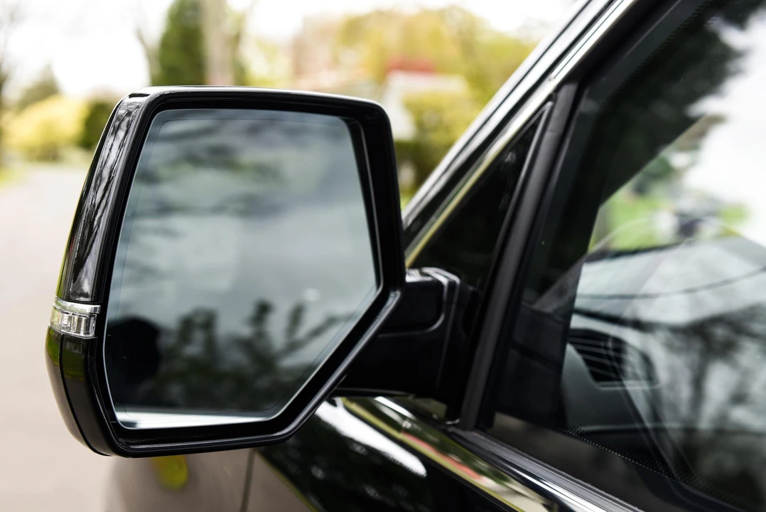 2019 Cadillac Escalade 4th Gen - Image 26 of 31
