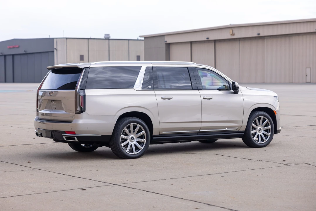 2021 Cadillac Escalade 5th Gen - Image 6 of 31