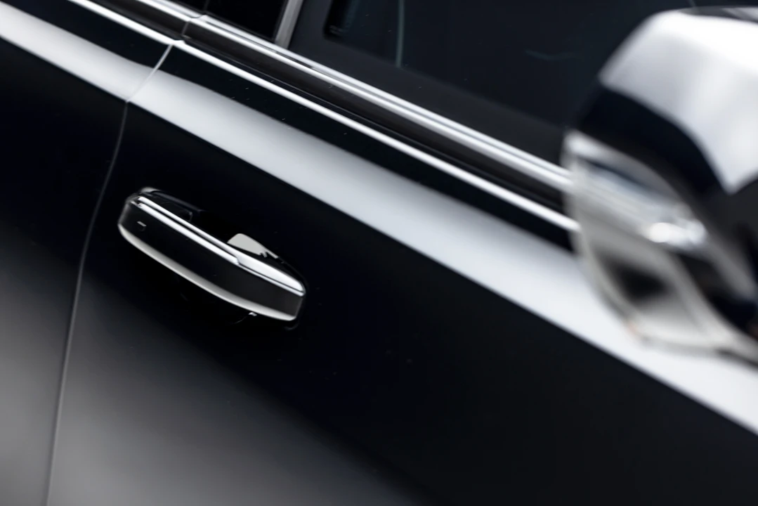 2022 Cadillac Escalade 5th Gen - Image 30 of 31
