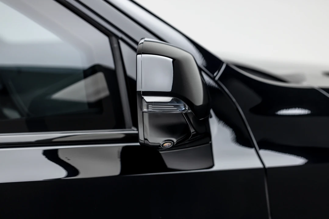 2022 Cadillac Escalade 5th Gen - Image 26 of 31