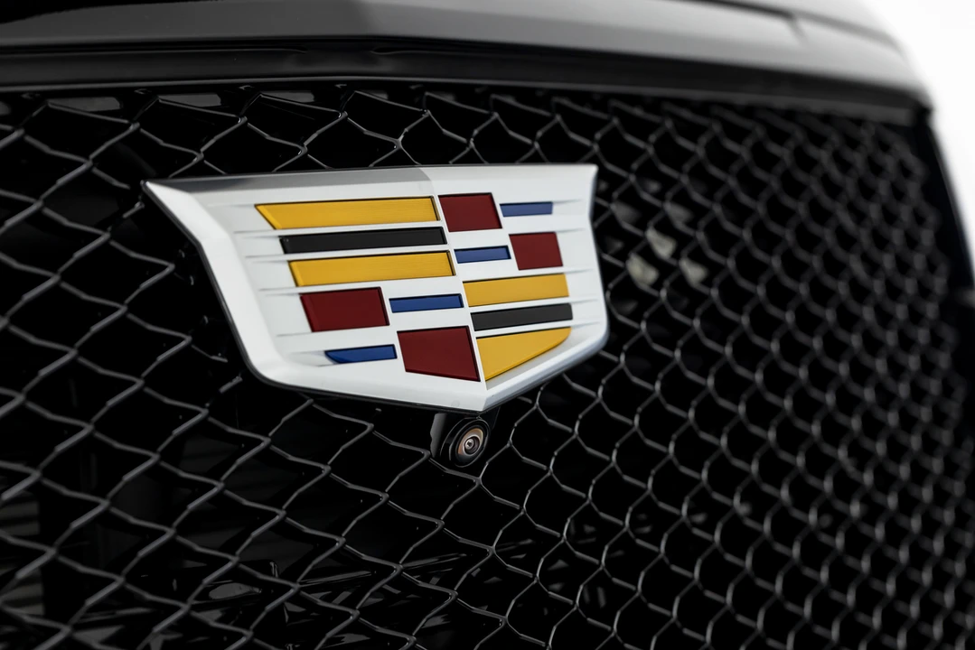 2022 Cadillac Escalade 5th Gen - Image 25 of 31