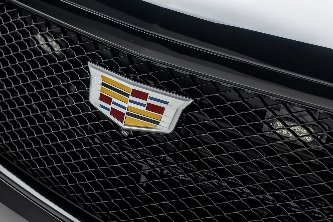 2022 Cadillac Escalade 5th Gen - Image 24 of 31