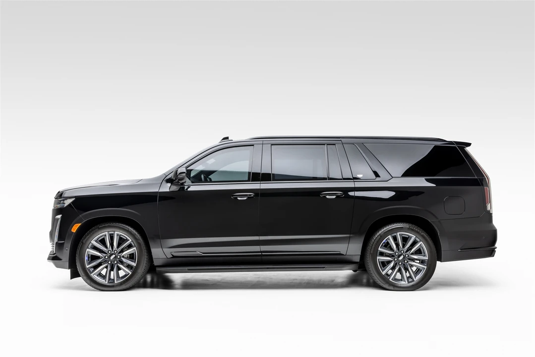 2022 Cadillac Escalade 5th Gen - Image 21 of 31