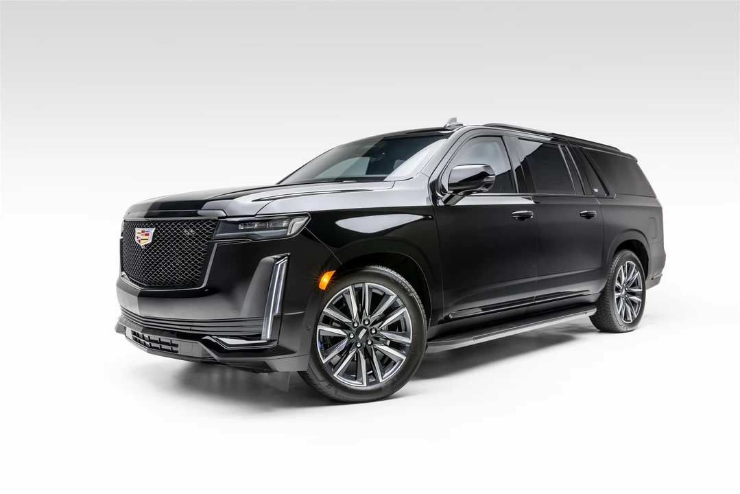 2022 Cadillac Escalade 5th Gen - Image 3 of 31