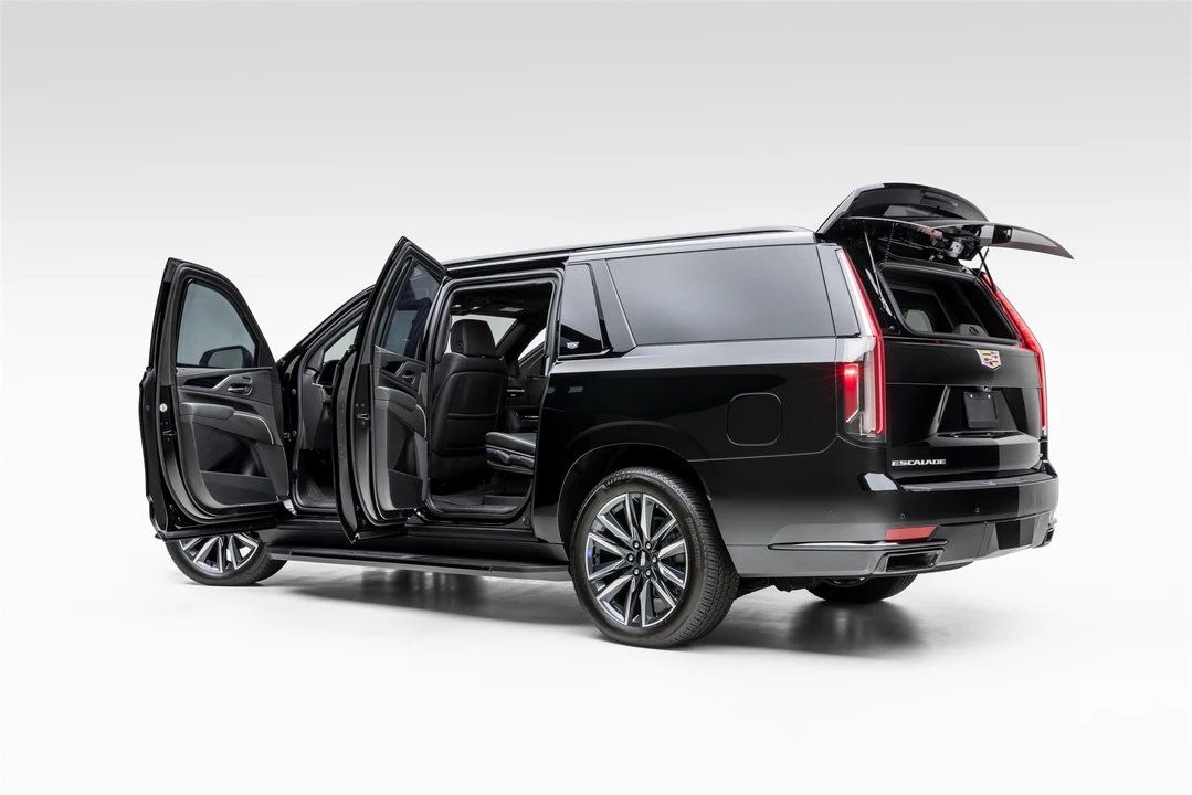 2022 Cadillac Escalade 5th Gen - Image 20 of 31