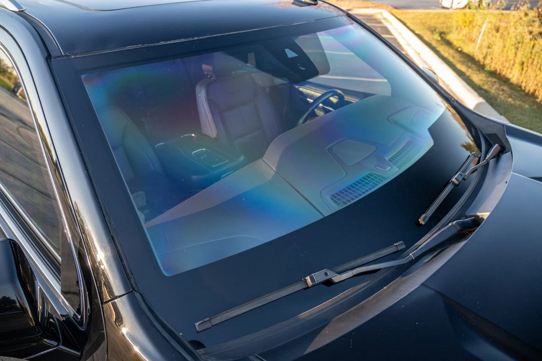 2022 GMC Yukon 5th Gen - Image 25 of 31