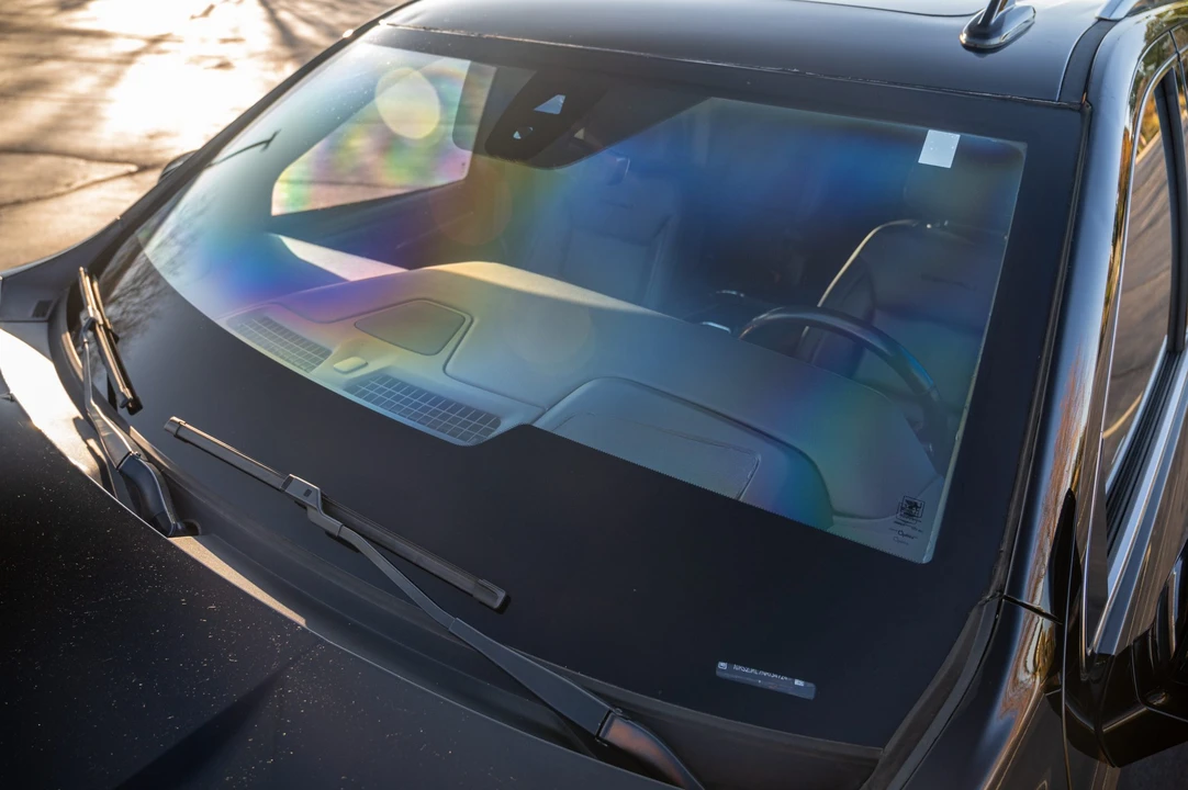 2022 GMC Yukon 5th Gen - Image 24 of 31