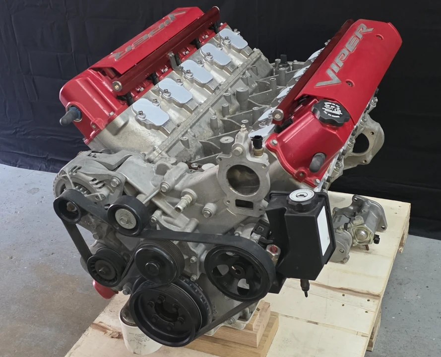 Parts & Memorabilia Engines - Image 4 of 5