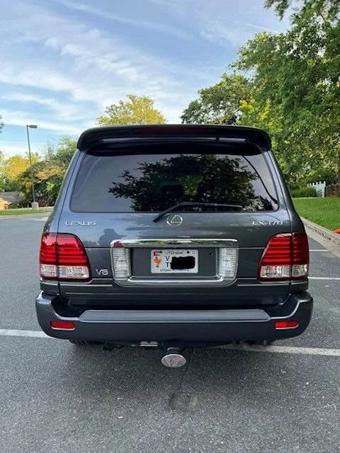 2006 Lexus LX 2nd Gen - Image 7 of 23