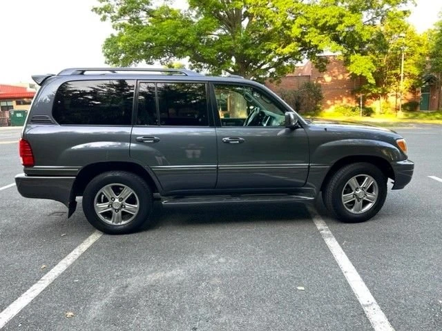 2006 Lexus LX 2nd Gen - Image 4 of 23