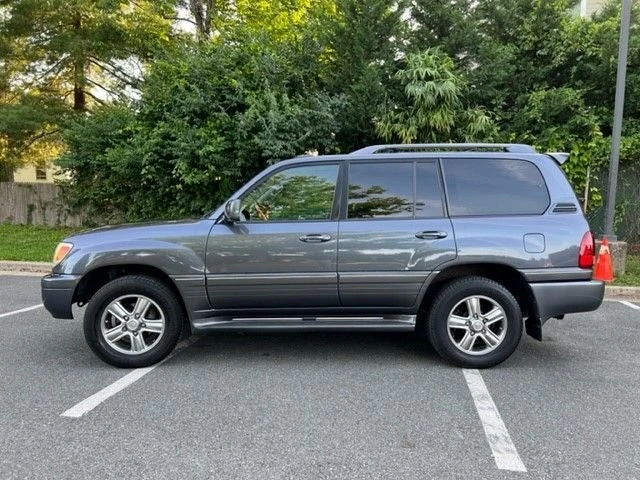 2006 Lexus LX 2nd Gen - Image 2 of 21