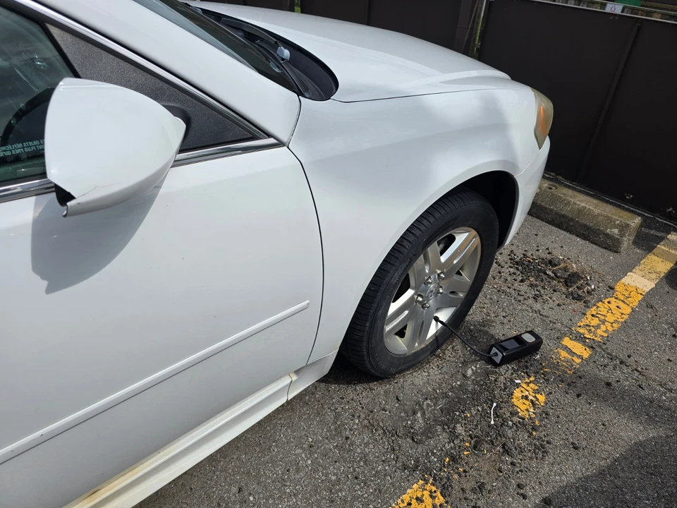 2013 Chevrolet Impala 9th Gen - Image 11 of 21