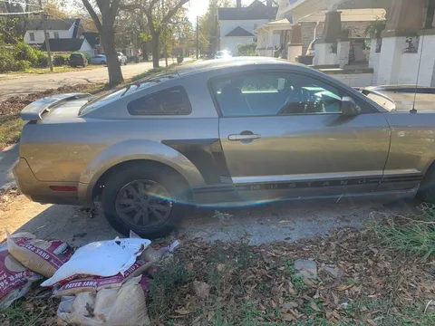 2005 Ford Mustang