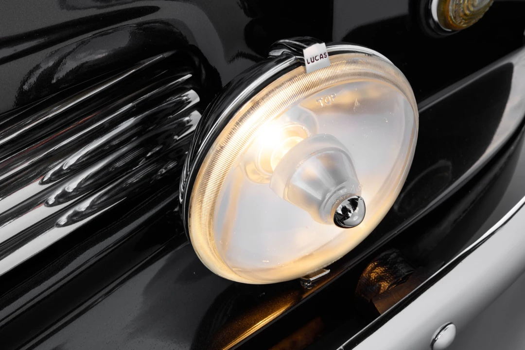 Aston Martin DB1 & DB2 & DB2/4 & DB Mark III - Image 22 of 25