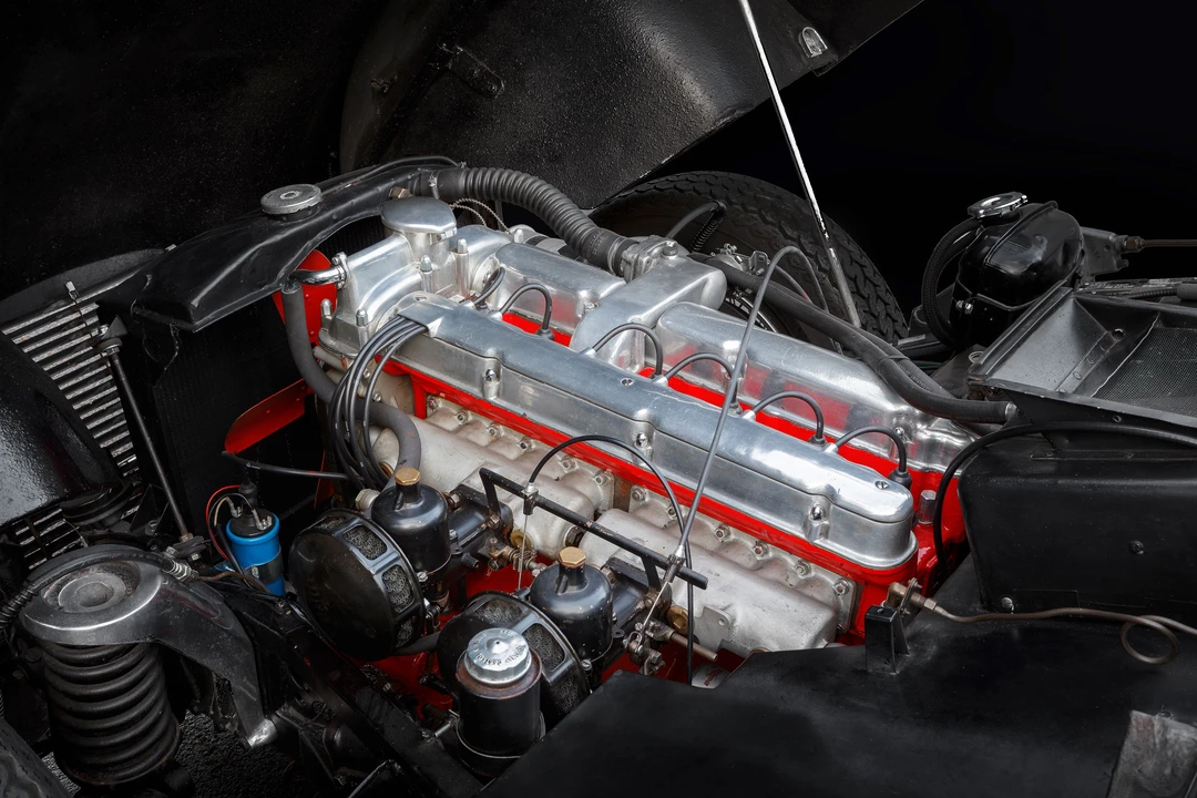 Aston Martin DB1 & DB2 & DB2/4 & DB Mark III - Image 12 of 25