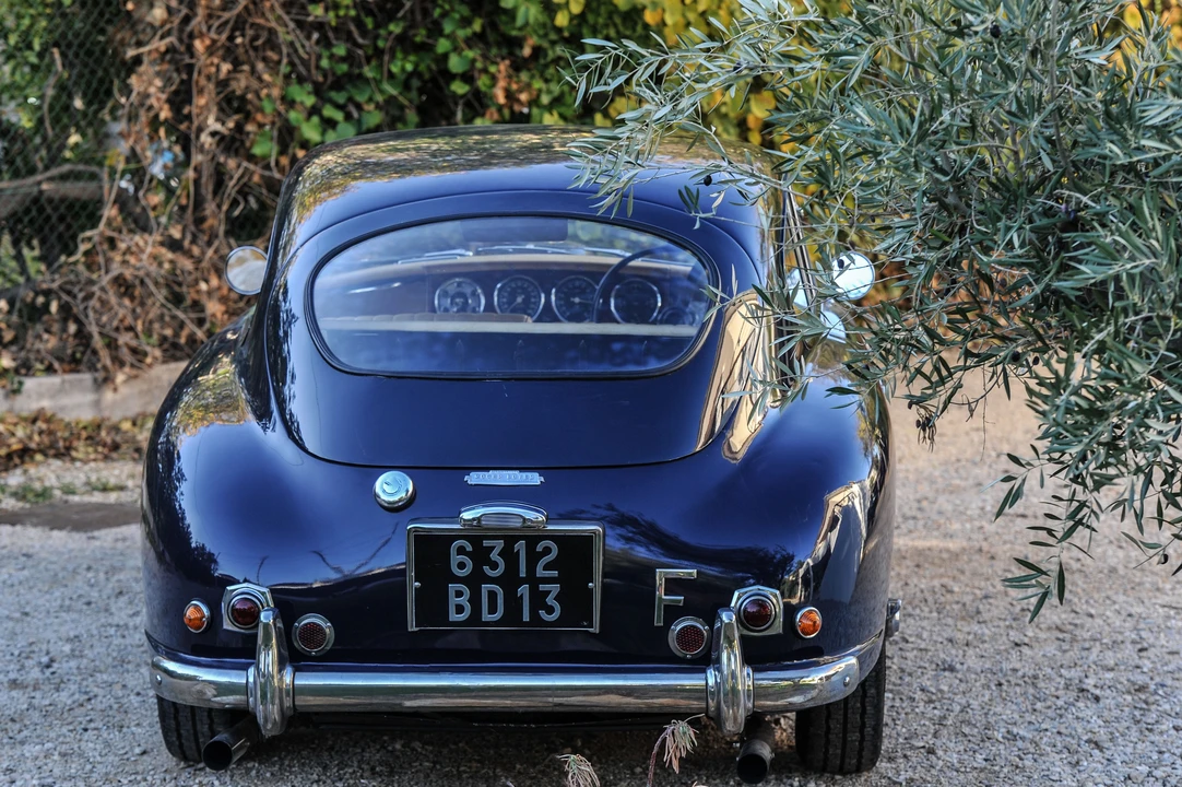 Aston Martin DB1 & DB2 & DB2/4 & DB Mark III - Image 9 of 31