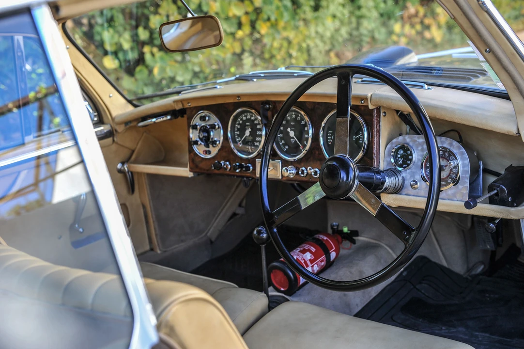 Aston Martin DB1 & DB2 & DB2/4 & DB Mark III - Image 16 of 31