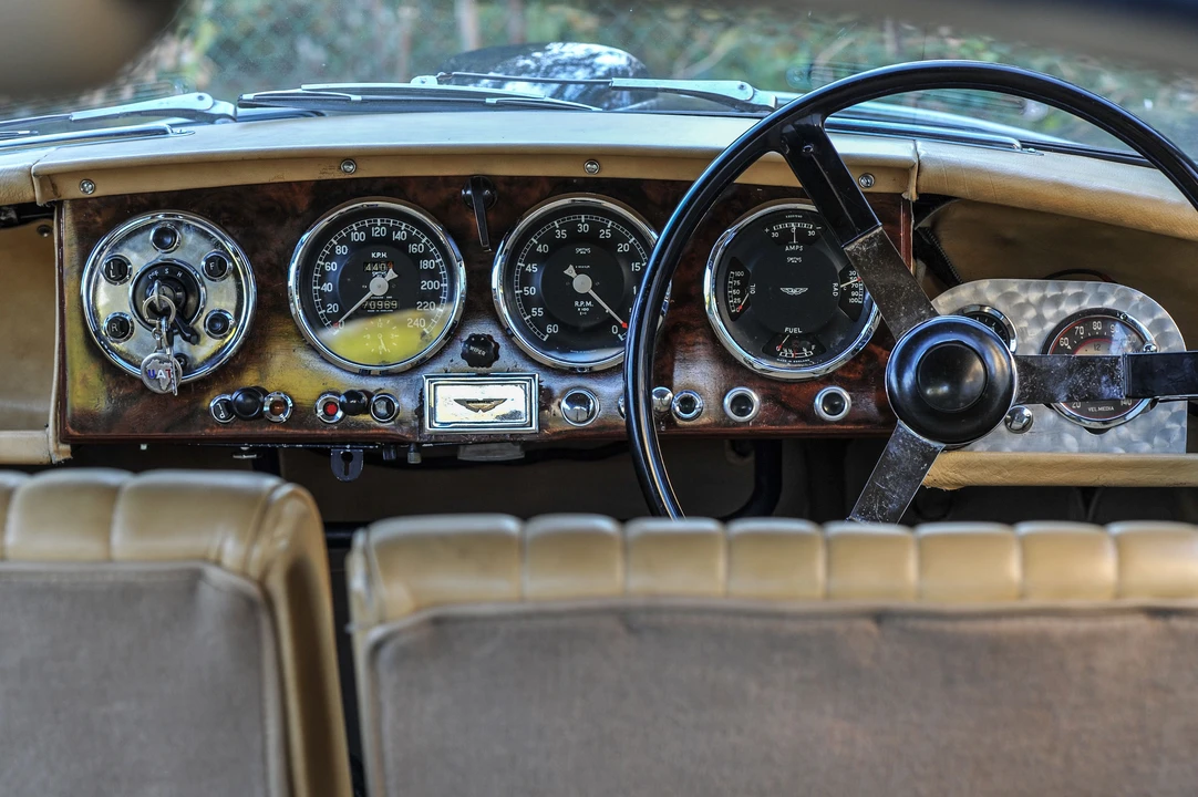 Aston Martin DB1 & DB2 & DB2/4 & DB Mark III - Image 17 of 31