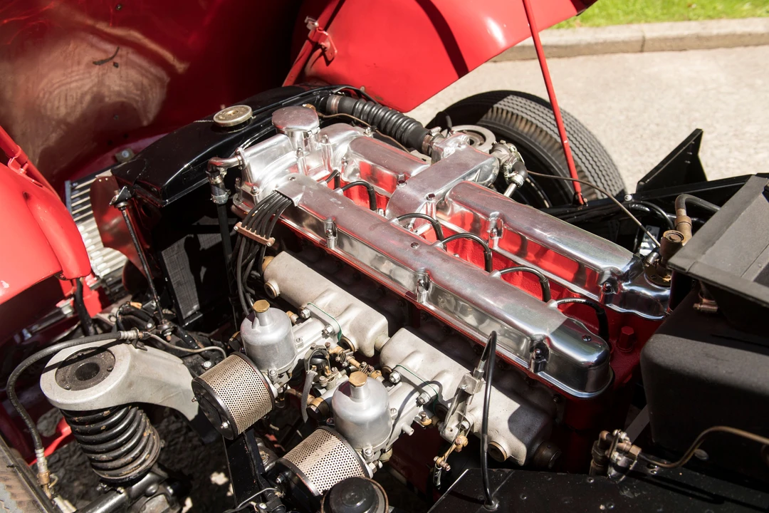 Aston Martin DB1 & DB2 & DB2/4 & DB Mark III - Image 15 of 22