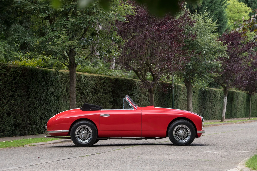 Aston Martin DB1 & DB2 & DB2/4 & DB Mark III - Image 4 of 22