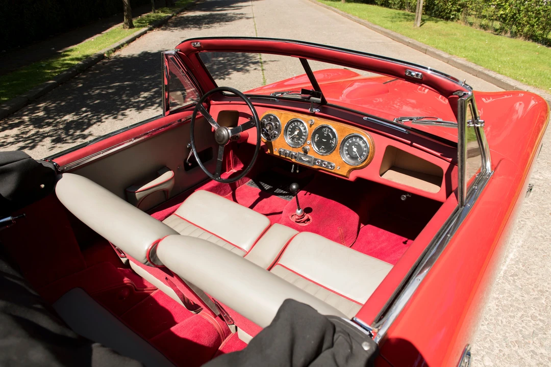Aston Martin DB1 & DB2 & DB2/4 & DB Mark III - Image 10 of 22