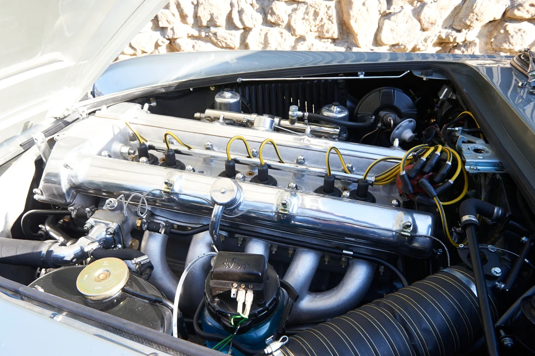 Aston Martin DB4 - Image 14 of 19