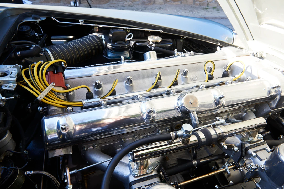 Aston Martin DB4 - Image 13 of 19