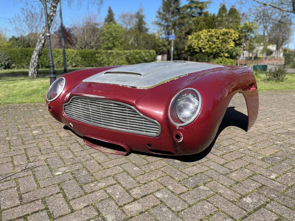 2023 Aston Martin DB5 - Image 2 of 30